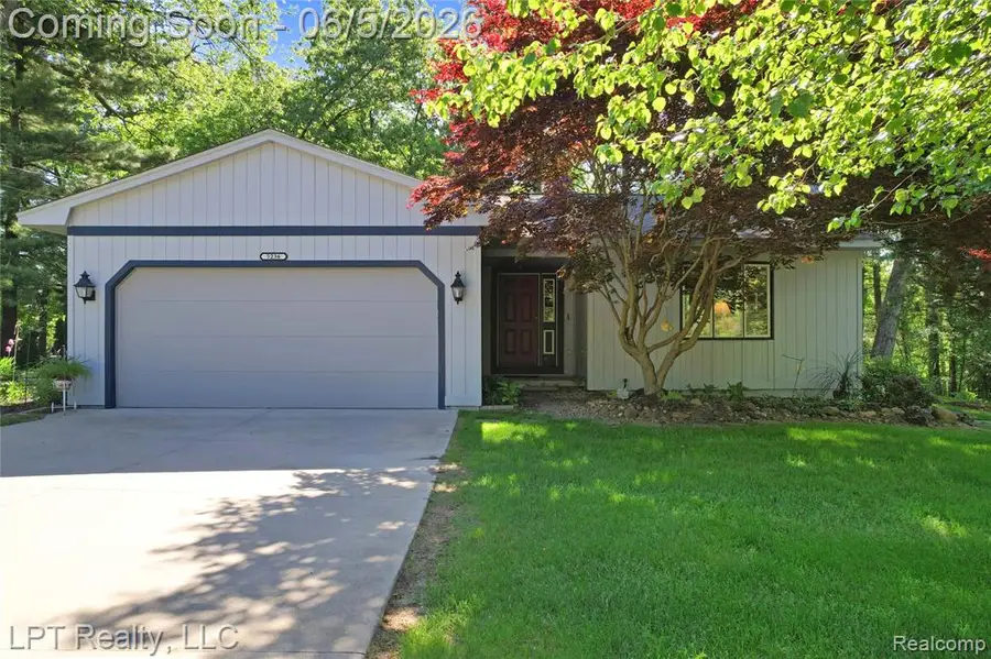 5236 Schlenker, Hamburg, MI 48139 - #3