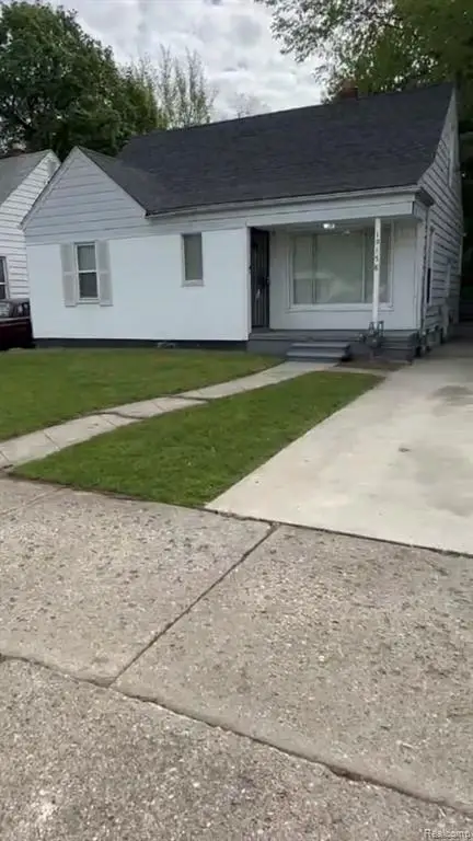 19158 Blackstone, Detroit, MI 48219