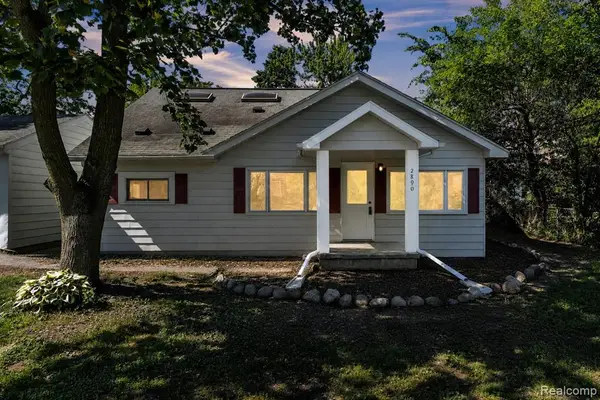 2890 Beland, Keego Harbor, MI 48320