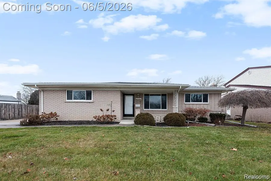 3461 Lancaster, Sterling Heights, MI 48310 - #2