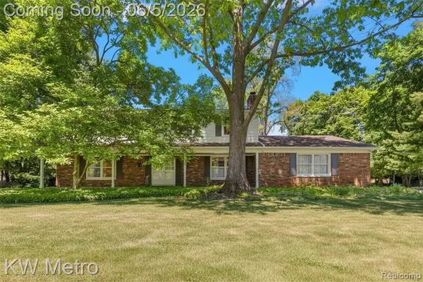 7036 Lindenmere, Bloomfield Hills, MI 48301