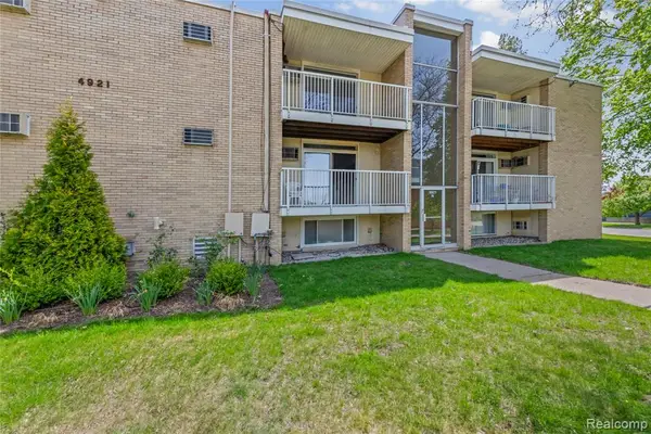 4921 Crooks #N10, Royal Oak, MI 48073