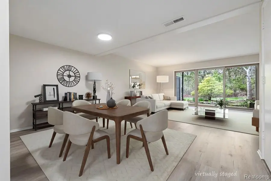 3123 Lake Haven #38, Ann Arbor, MI 48105 - #3