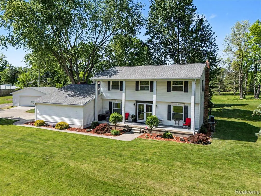 4393 E Cook, Grand Blanc, MI 48439 - #1