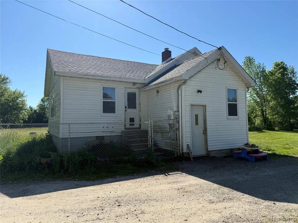 10323 Halsey, Grand Blanc, MI 48439 - #1