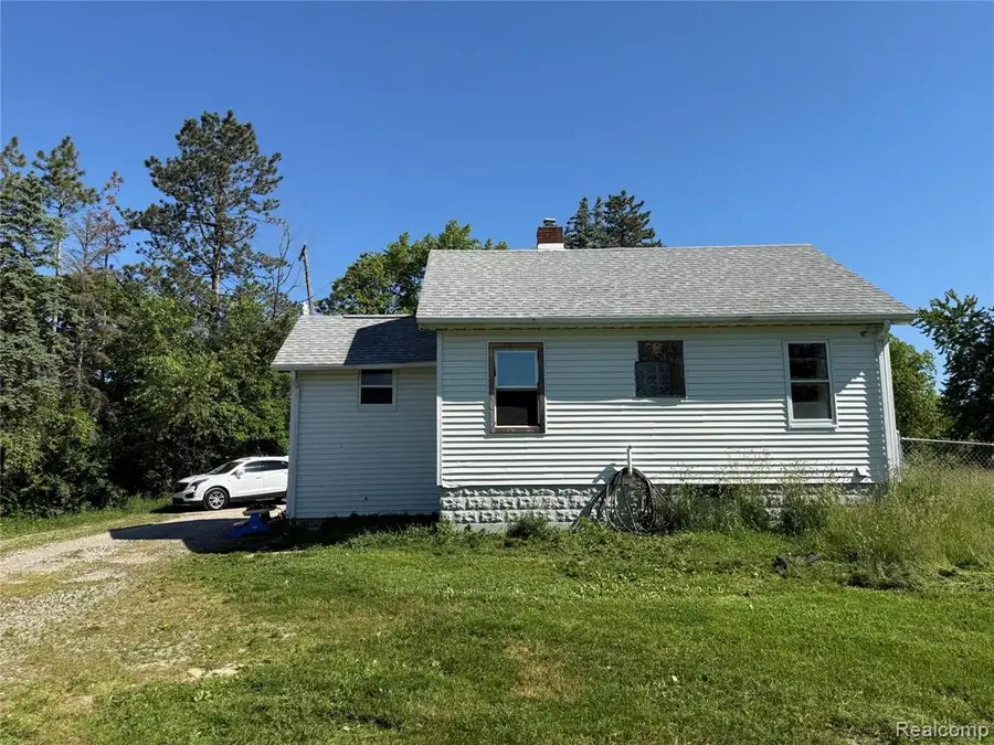 10323 Halsey, Grand Blanc, MI 48439 - #3