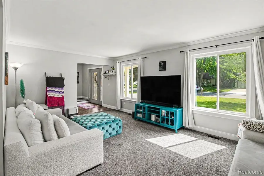 5302 Mill Wheel, Grand Blanc, MI 48439 - #3