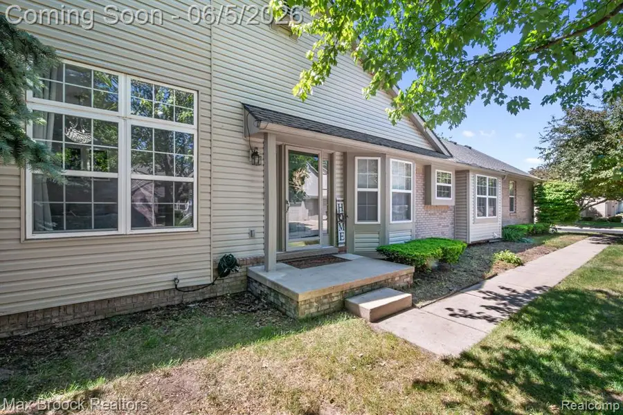 41222 Bermuda, Sterling Heights, MI 48314 - #2