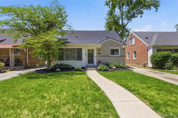 9615 Wormer, Redford, MI 48239