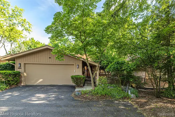 3685 Quail Hollow, Bloomfield Hills, MI 48302