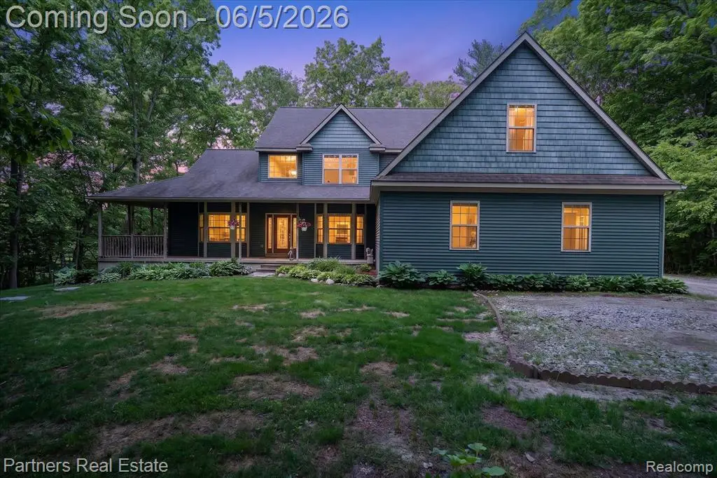 4053 Rolling Acres, Hartland, MI 48353 - #1