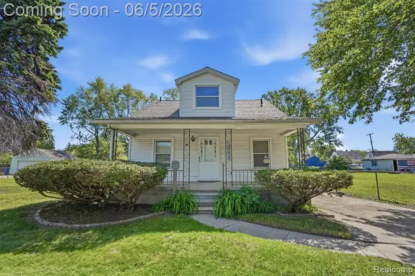 21966 Curie, Warren, MI 48091