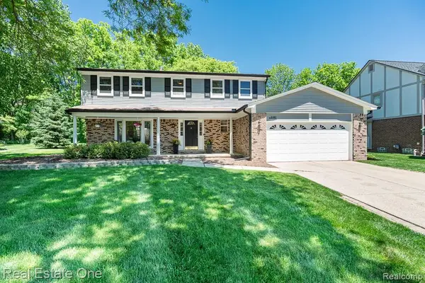 3182 Baypoint, Rochester Hills, MI 48309