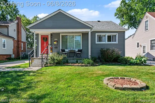 1022 Whitcomb, Royal Oak, MI 48073