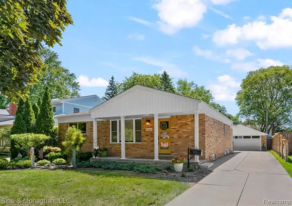 5066 Elmhurst, Royal Oak, MI 48073