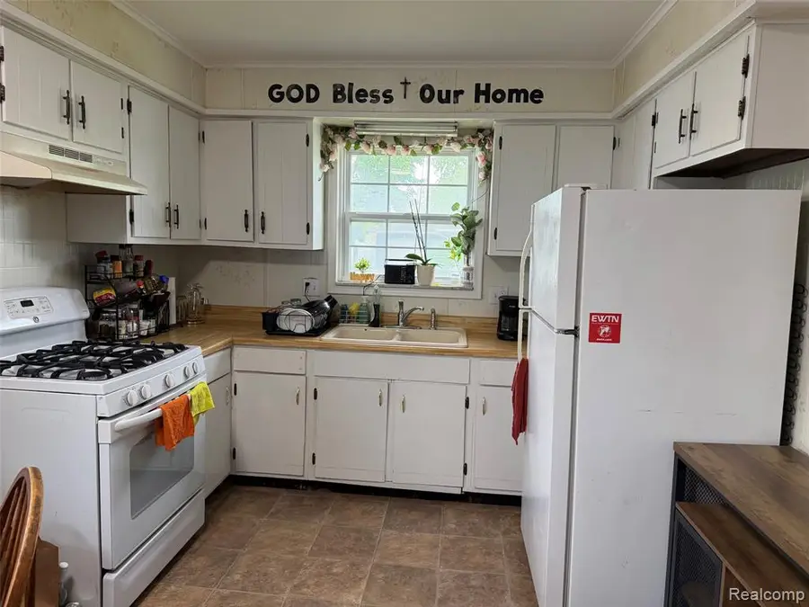 714 Lowell, Marine City, MI 48039 - #2