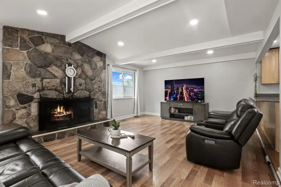 1916 Squirrel Valley, Bloomfield Hills, MI 48304 - #3