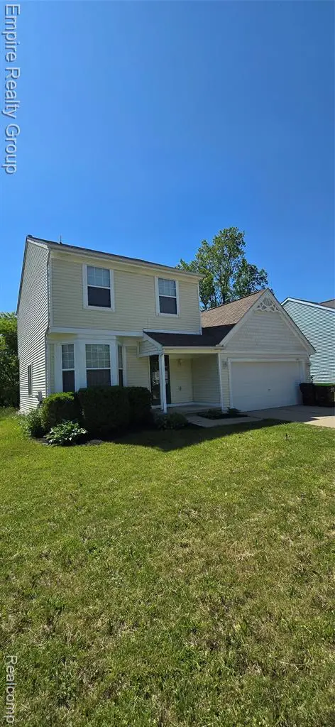 590 Thornhill, Belleville, MI 48111