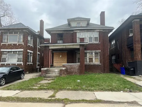 2052 Clairmount, Detroit, MI 48206
