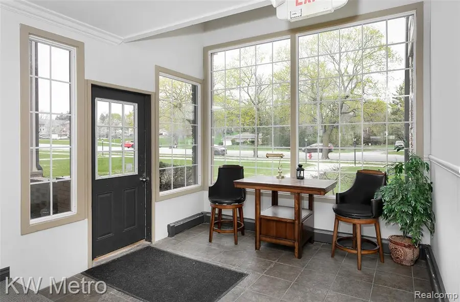 2309 Walton #32, Rochester Hills, MI 48309 - #3