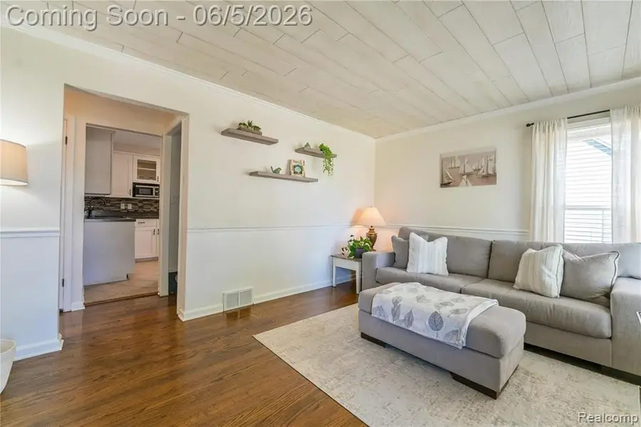 6848 Cardwell, Garden City, MI 48135 - #3