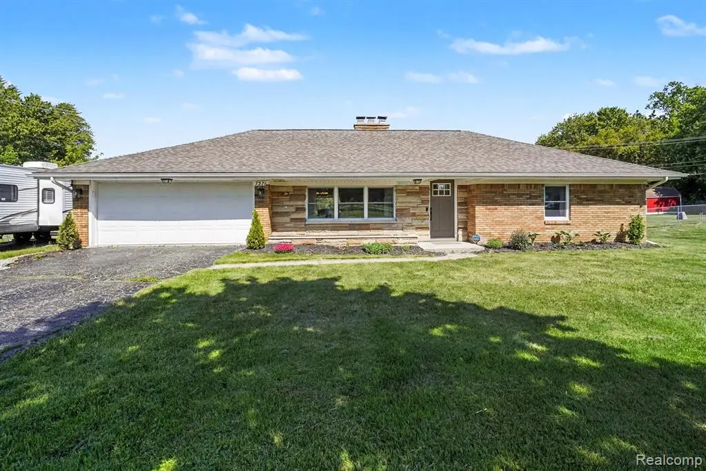 7371 Linden, Swartz Creek, MI 48473 - #1