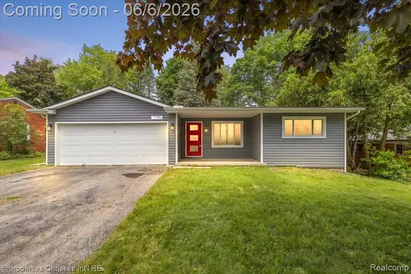2255 Bedford, Bloomfield Hills, MI 48302