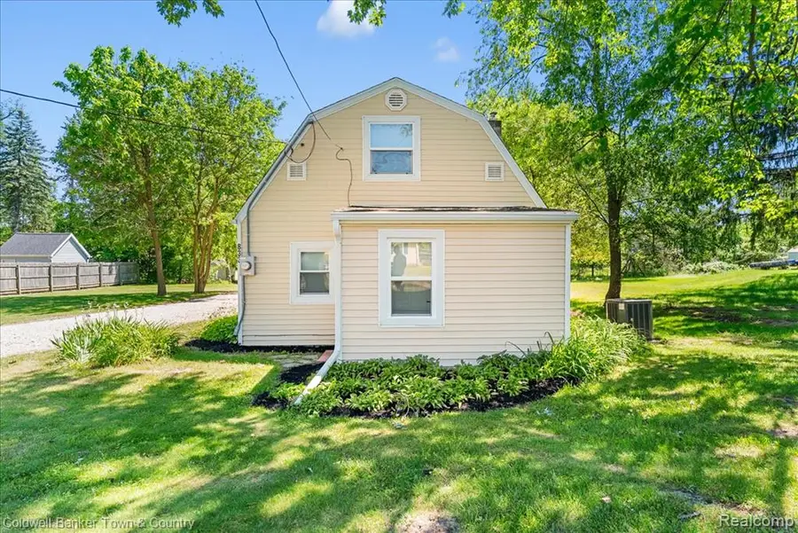 833 Hein, Lansing, MI 48911 - #2
