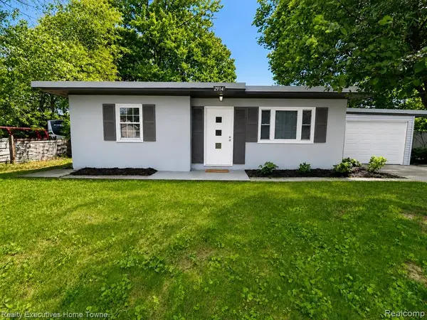 2914 Sturges, Port Huron, MI 48060