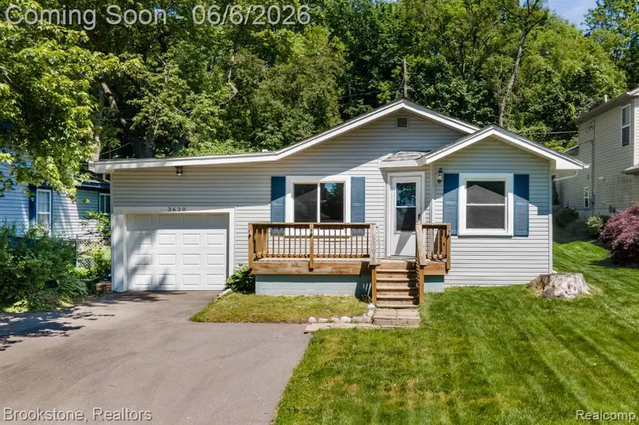 3620 Lotus, Waterford, MI 48329 - #3