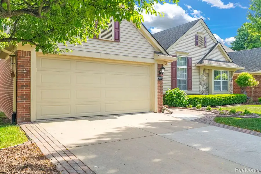 5610 Ortman, Sterling Heights, MI 48314 - #2
