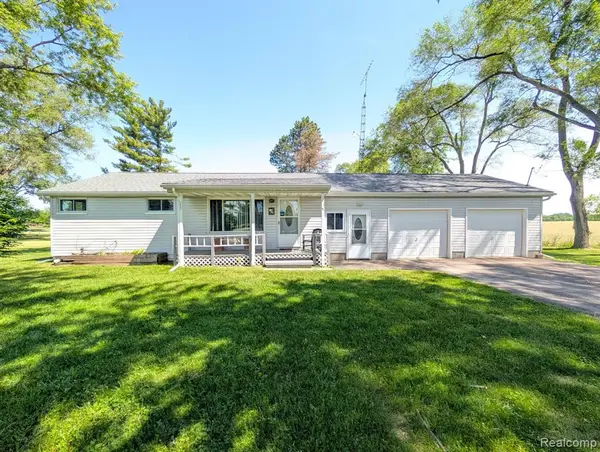 8059 E Mount Morris, Otisville, MI 48463