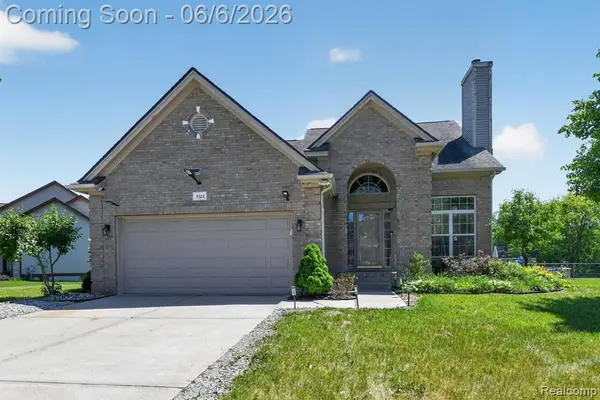 5324 Sequoia, Grand Blanc, MI 48439