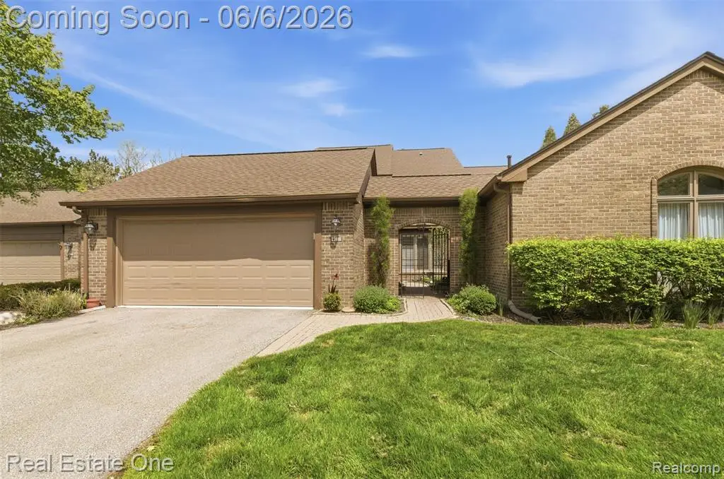 23910 Trailwood #82, Bingham Farms, MI 48025 - #1