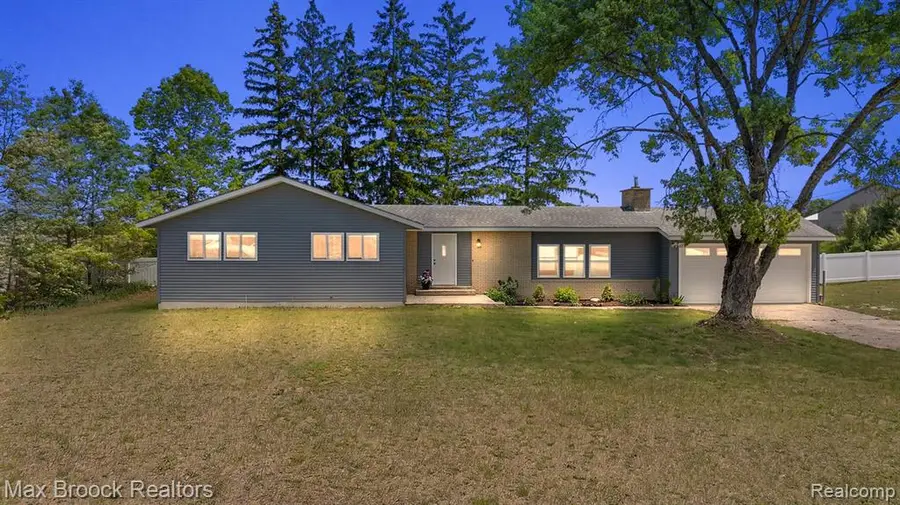 8580 Silver Creek, Whitehall, MI 49461 - #3
