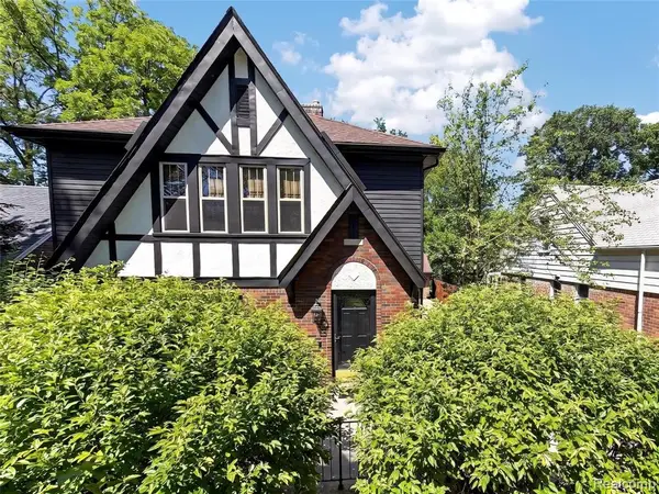 108 Maplefield, Pleasant Ridge, MI 48069