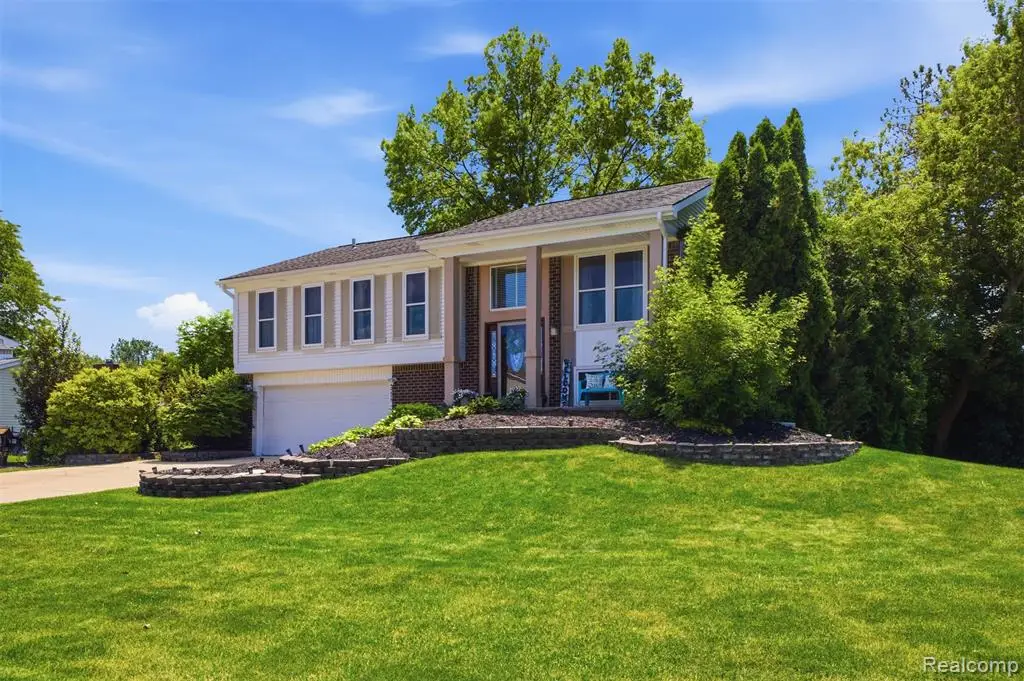 40435 Oak Tree, Novi, MI 48375 - #1