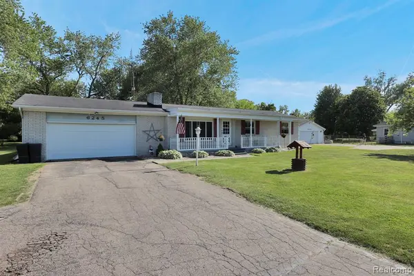 6245 W Coldwater, Flushing, MI 48433