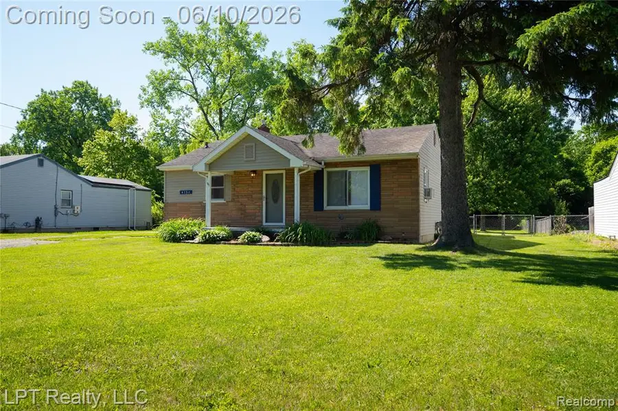 4152 Leith, Burton, MI 48509 - #3