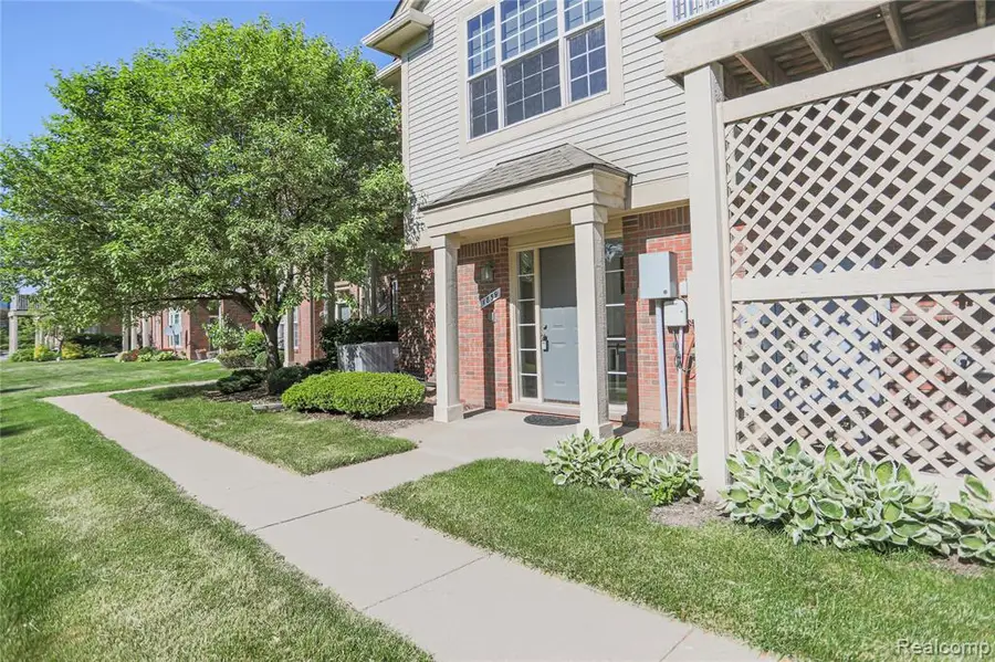 1859 Flagstone, Rochester, MI 48307 - #3