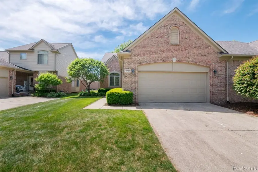 40658 Saint Louis, Clinton Township, MI 48038 - #2