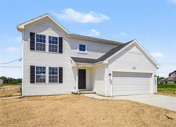 6030 Lahring, Linden, MI 48451