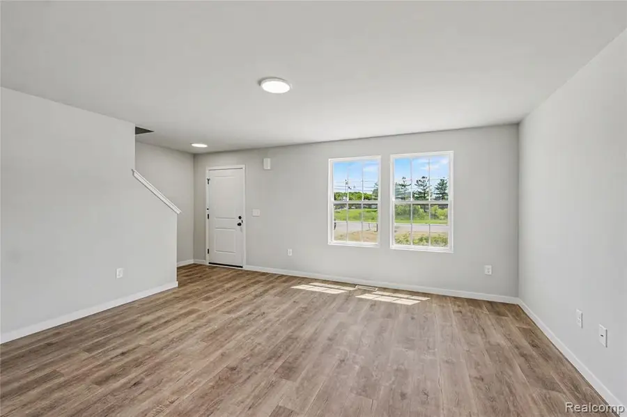 6030 Lahring, Linden, MI 48451 - #2