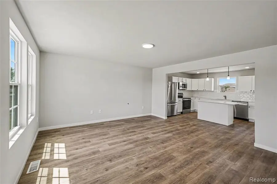6030 Lahring, Linden, MI 48451 - #3
