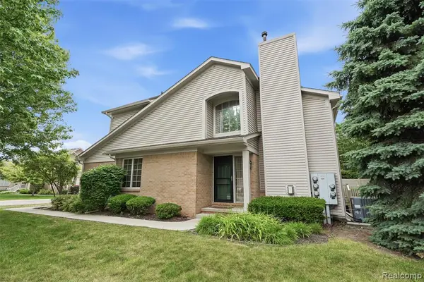 23716 Mccort, Flat Rock, MI 48134