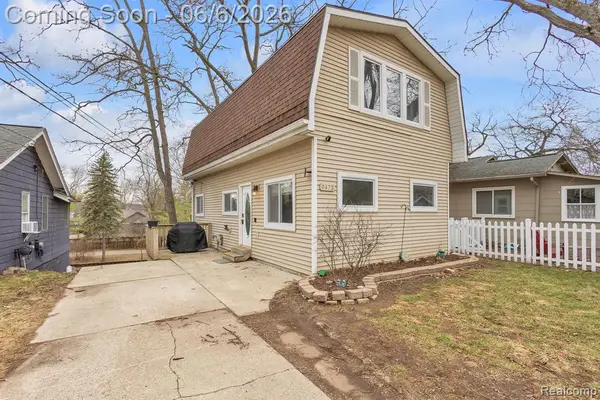 9473 Huron, Pinckney, MI 48169
