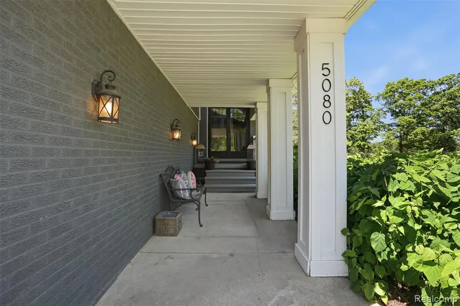 5080 Pleasant Valley, Brighton, MI 48114 - #2