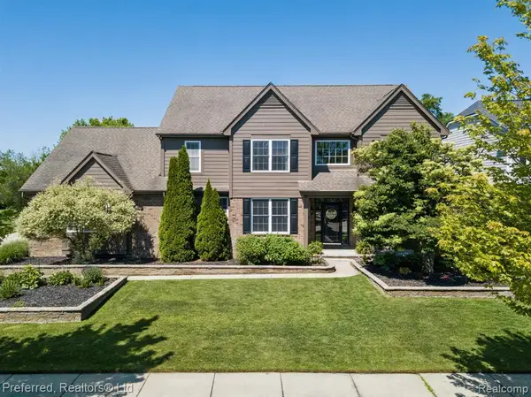 22751 St James, Northville, MI 48167