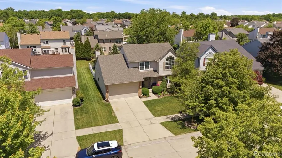 46604 Aarons, Canton, MI 48188 - #3