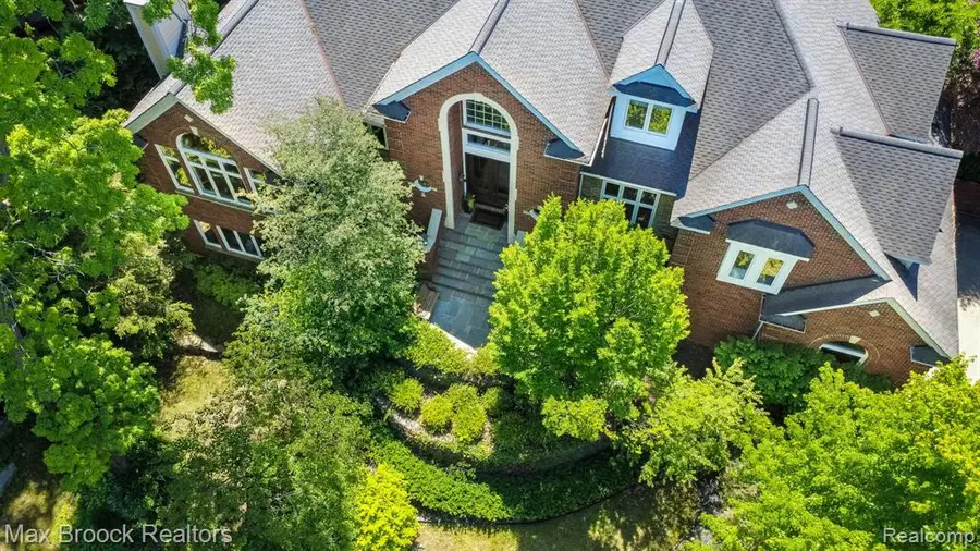 6604 College, Clarkston, MI 48346 - #3